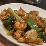 Shrimp and scallops with garlic sauce.